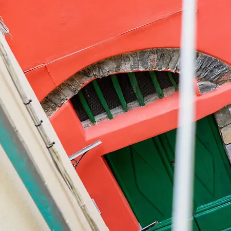 Carmelina Tiny Village 3*