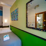 Carmelina Tiny Village 3* ורנאצה