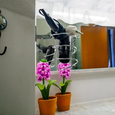 Carmelina Tiny Village Πανσιόν 3*